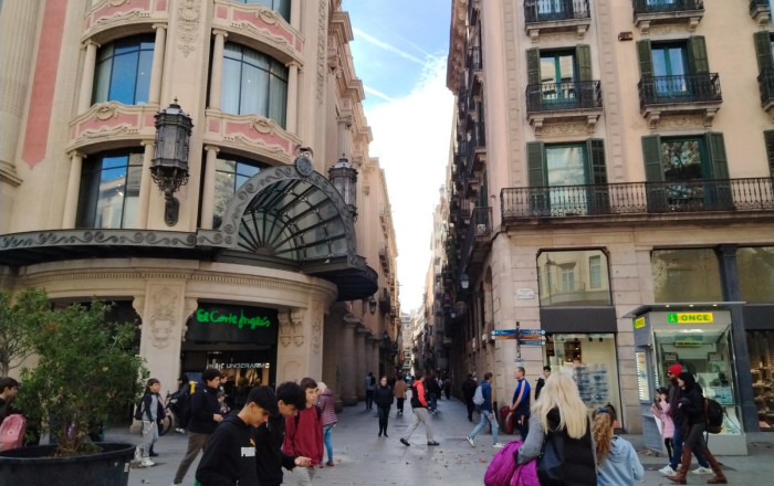 Local comercial - Venta en rentabilidad - Barcelona -
                Ciutat Vella