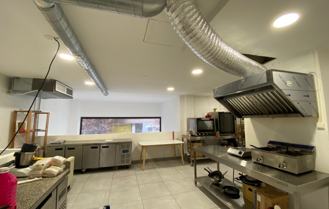 Transfer - industrial kitchen -
Barcelona - Plaza España