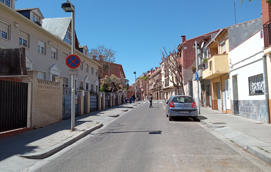 Revente - Local comercial -
Cerdanyola del Vallès
