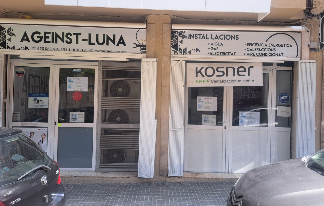 Venta en rentabilidad - Local comercial -
Cornella de Llobregat