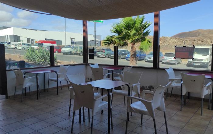 Transfert - Bar-Cafeteria -
La Oliva