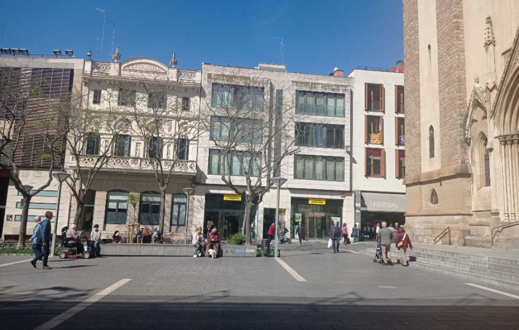 Transfert - magasin d'alimentation -
Sabadell