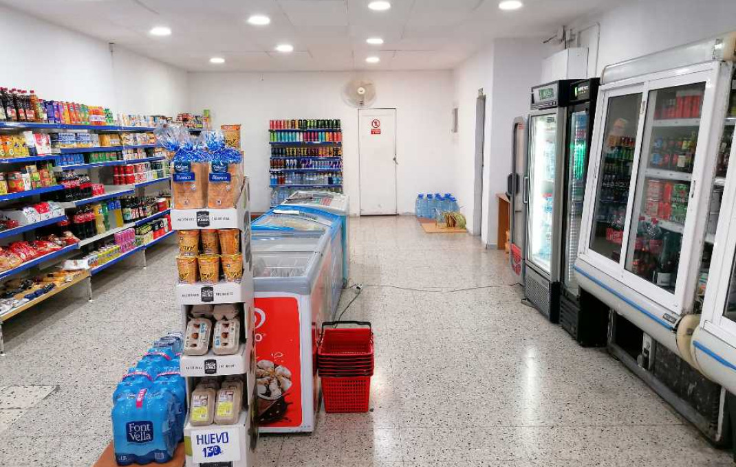 Transfert - magasin d'alimentation -
Barcelona