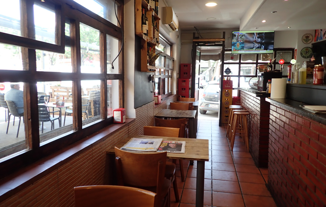 Revente - Bar Restaurante -
Viladecans