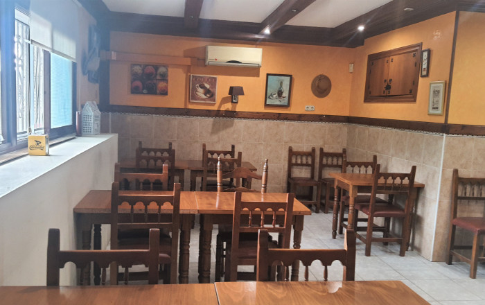 Transfer - Bar Restaurante -
Palau-solità i Plegamans