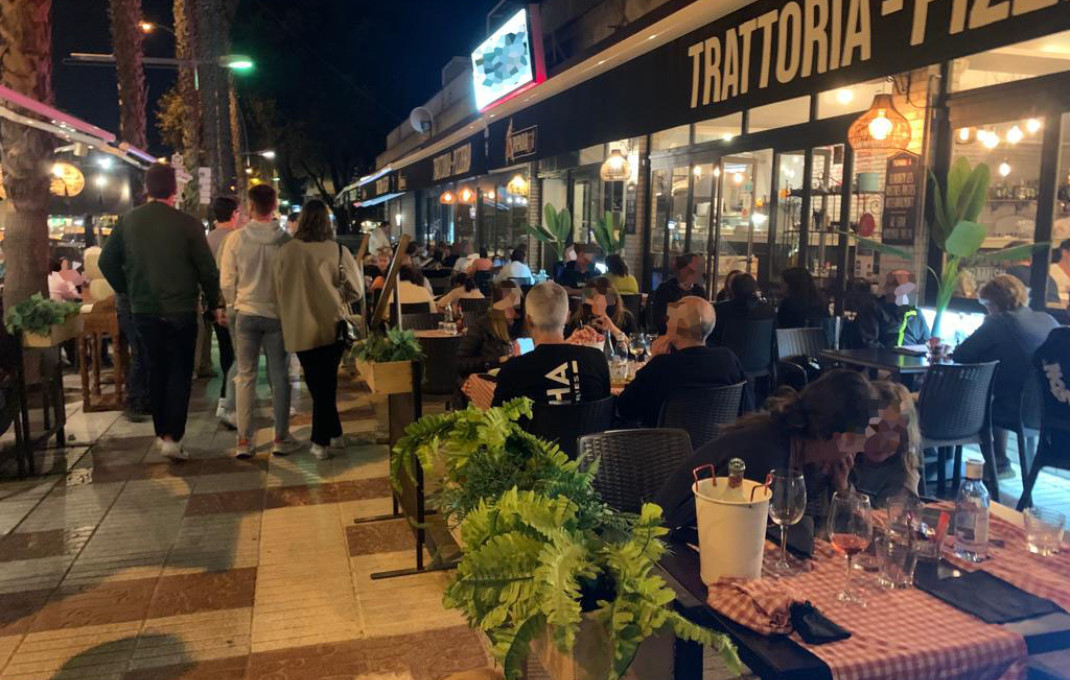 Traspaso - Restaurante -
Platja d'haro
