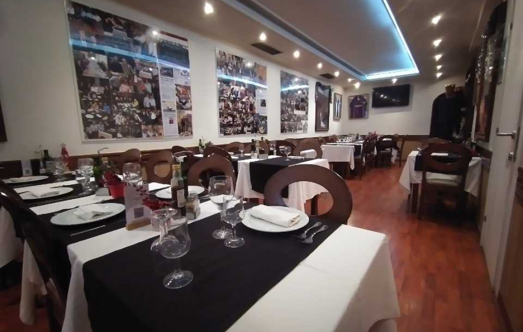 Traspaso - Restaurante -
Barcelona - Les corts