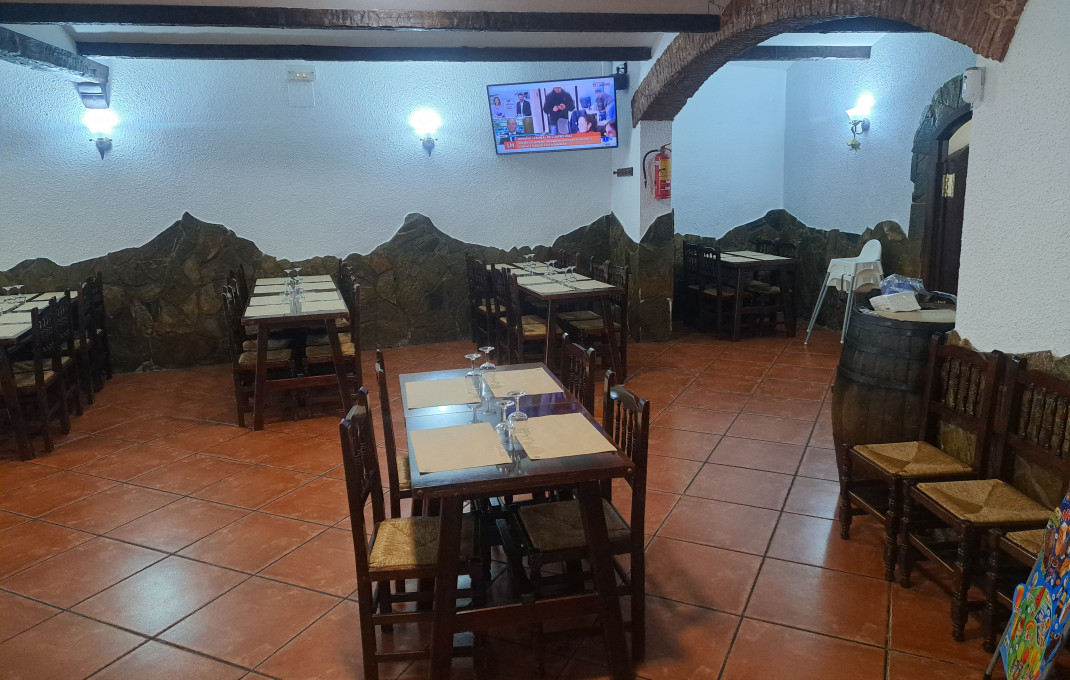 Traspaso - Bar Restaurante -
Manresa
