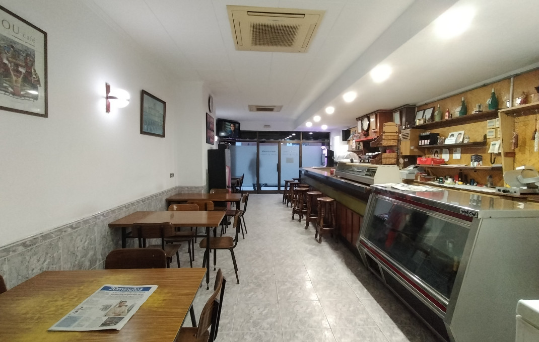 Transfert - Bar Restaurante -
Barcelona - Sant Martí