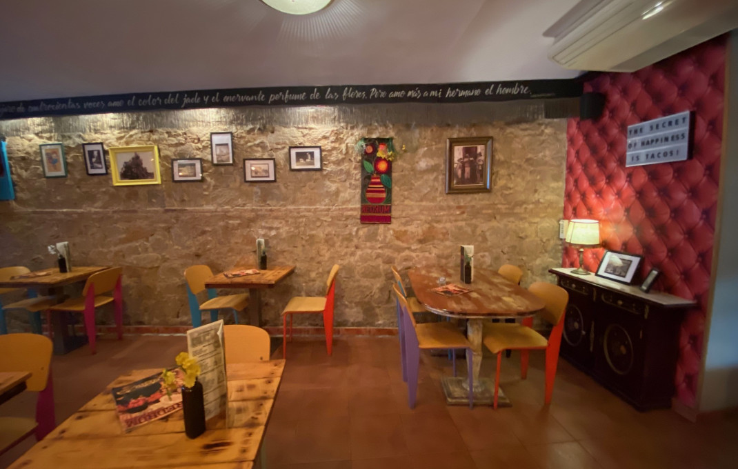 Transfert - Restaurant -
Barcelona - Poble Sec-montjuïc