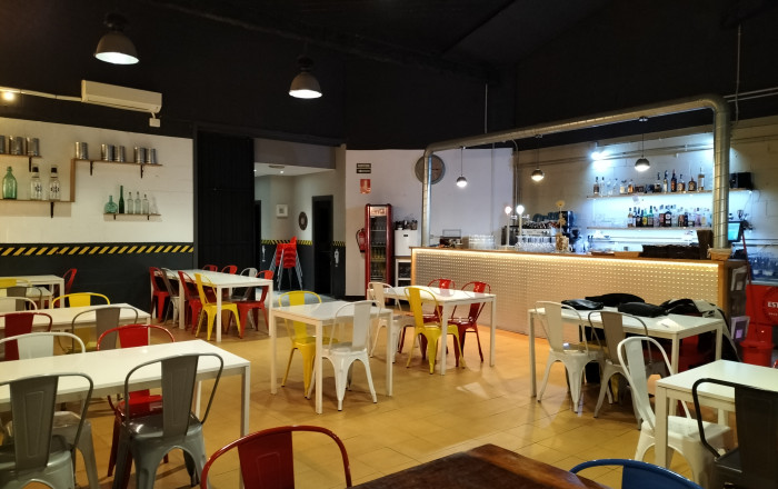 Traspaso - Bar Restaurante -
Esplugues de Llobregat