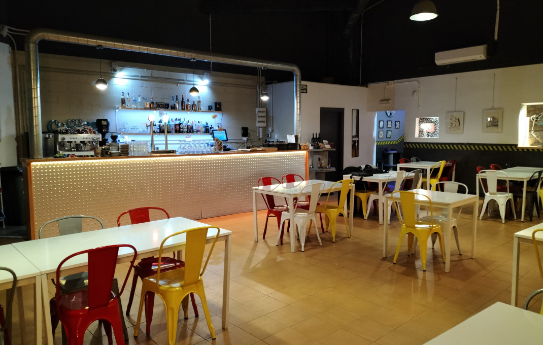 Transfer - Bar Restaurante -
Esplugues de Llobregat