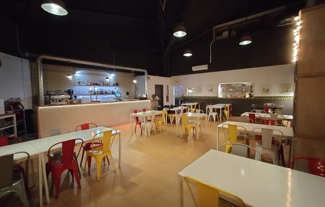 Transfer - Bar Restaurante -
Esplugues de Llobregat