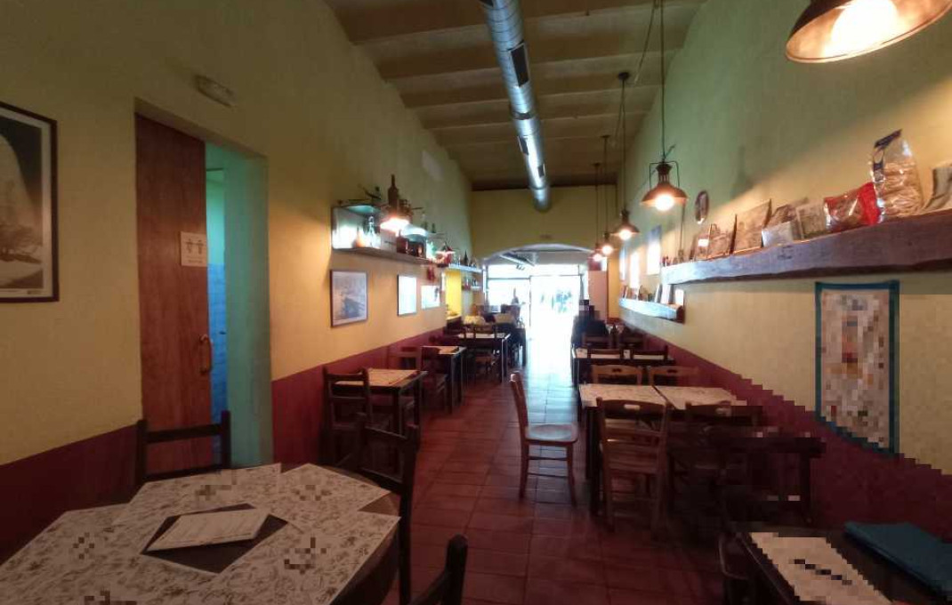 Transfert - Restaurant -
Cornella de Llobregat - Centro