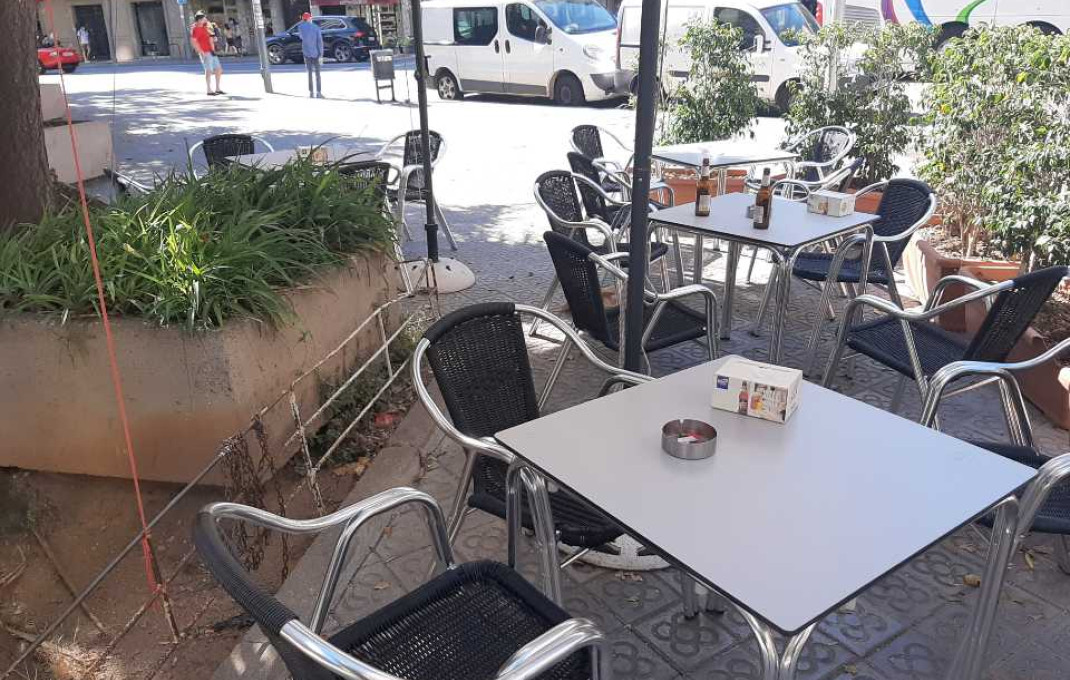 Transfert - Bar-Cafeteria -
Barcelona - Les corts