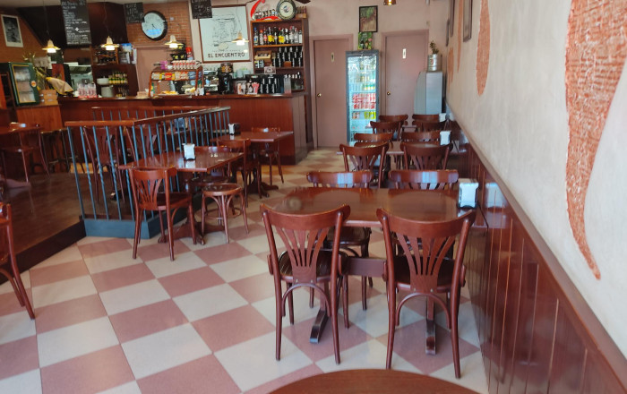 Traspaso - Bar-Cafeteria -
Sant Cugat del Vallès
