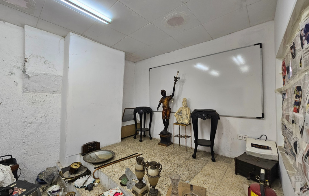 Sale - Local comercial -
Barcelona - Parc Guell