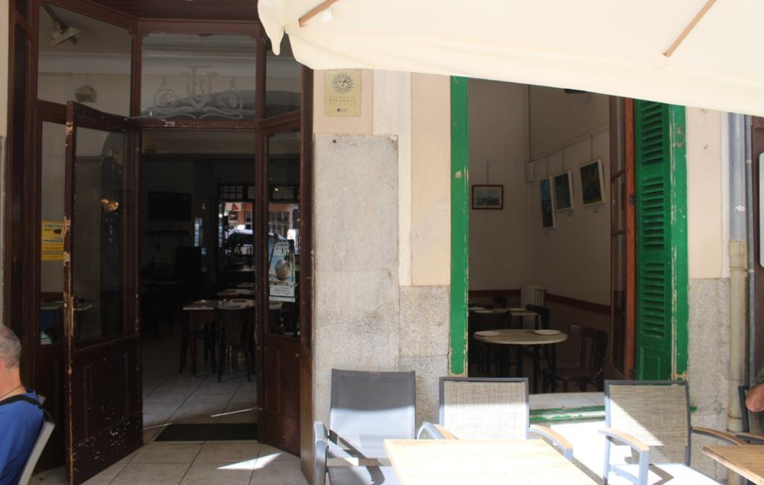 Traspaso - Bar-Cafeteria -
Palma de Mallorca - Palma 