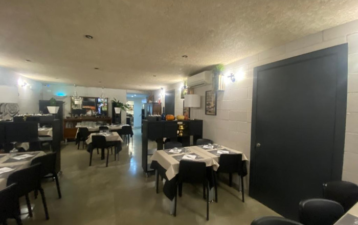 Revente - Restaurant -
Girona