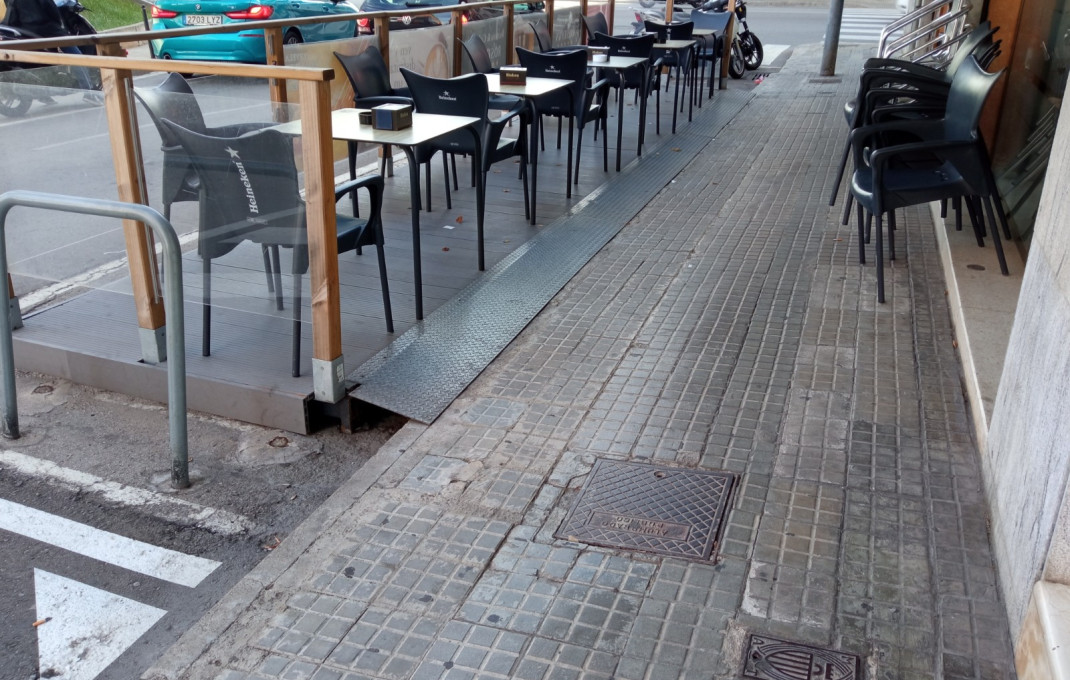 Transfert - Bar-Cafeteria -
Terrassa
