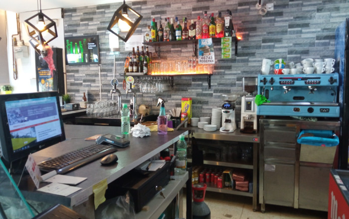 Traspaso - Bar-Cafeteria -
Terrassa