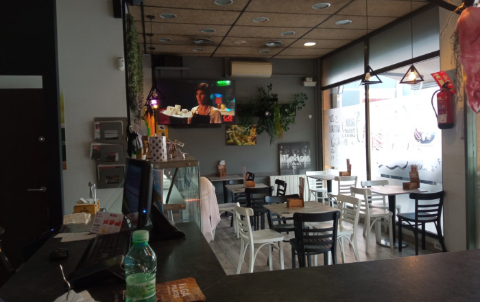Transfert - Bar-Cafeteria -
Terrassa
