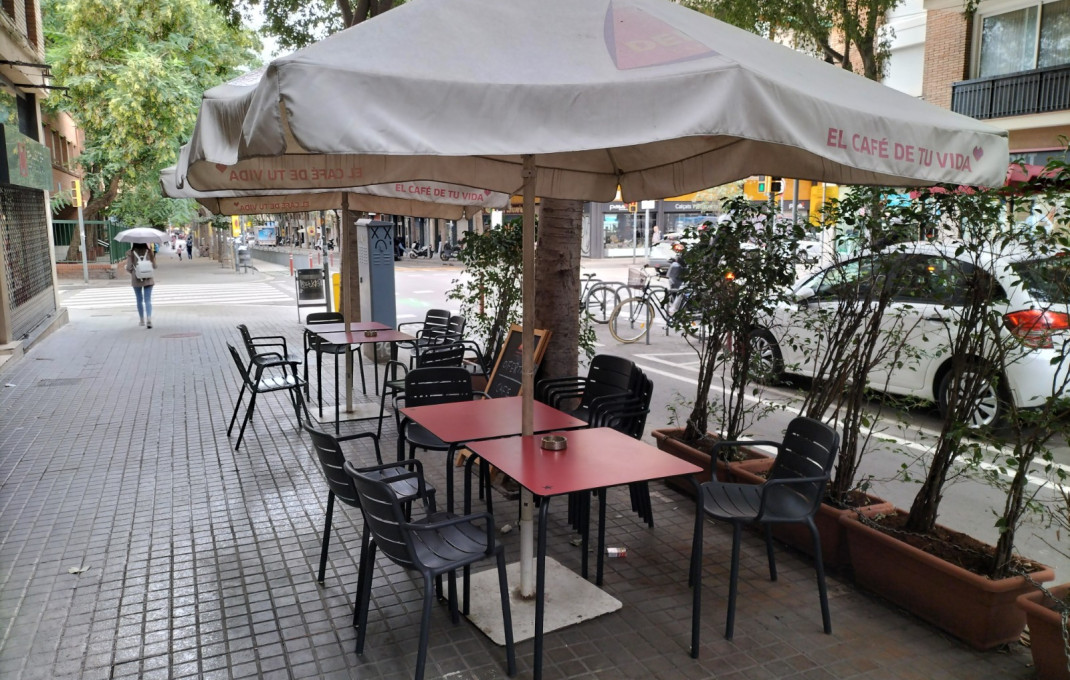 Traspaso - Cafeteria -
Barcelona - Les corts