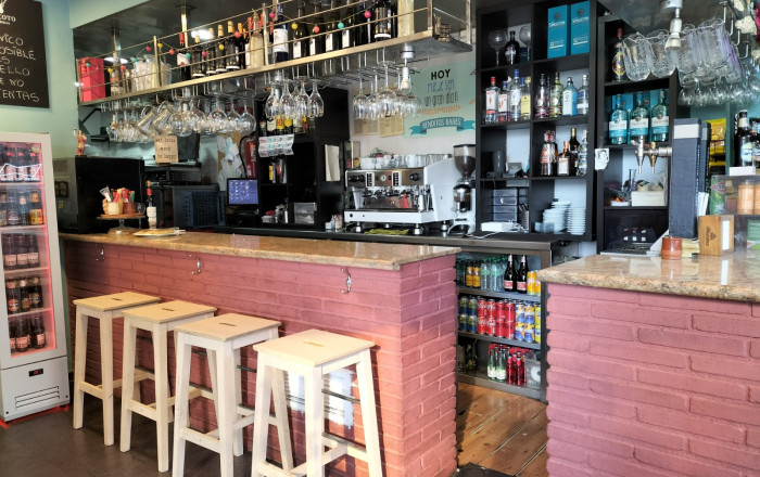 Traspaso - Bar-Cafeteria -
Sant Joan Despí