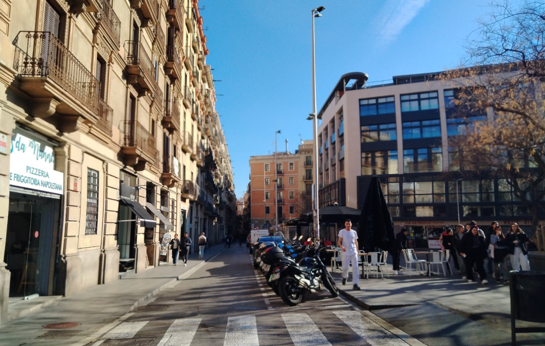 Venta - Local comercial -
Barcelona - Ciutat Vella