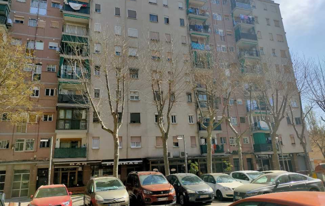 Transfer - Take Away -
Barcelona - Sant Adriá Del Besos