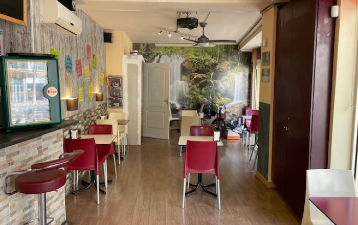 Transfert - Bar-Cafeteria -
Mataró